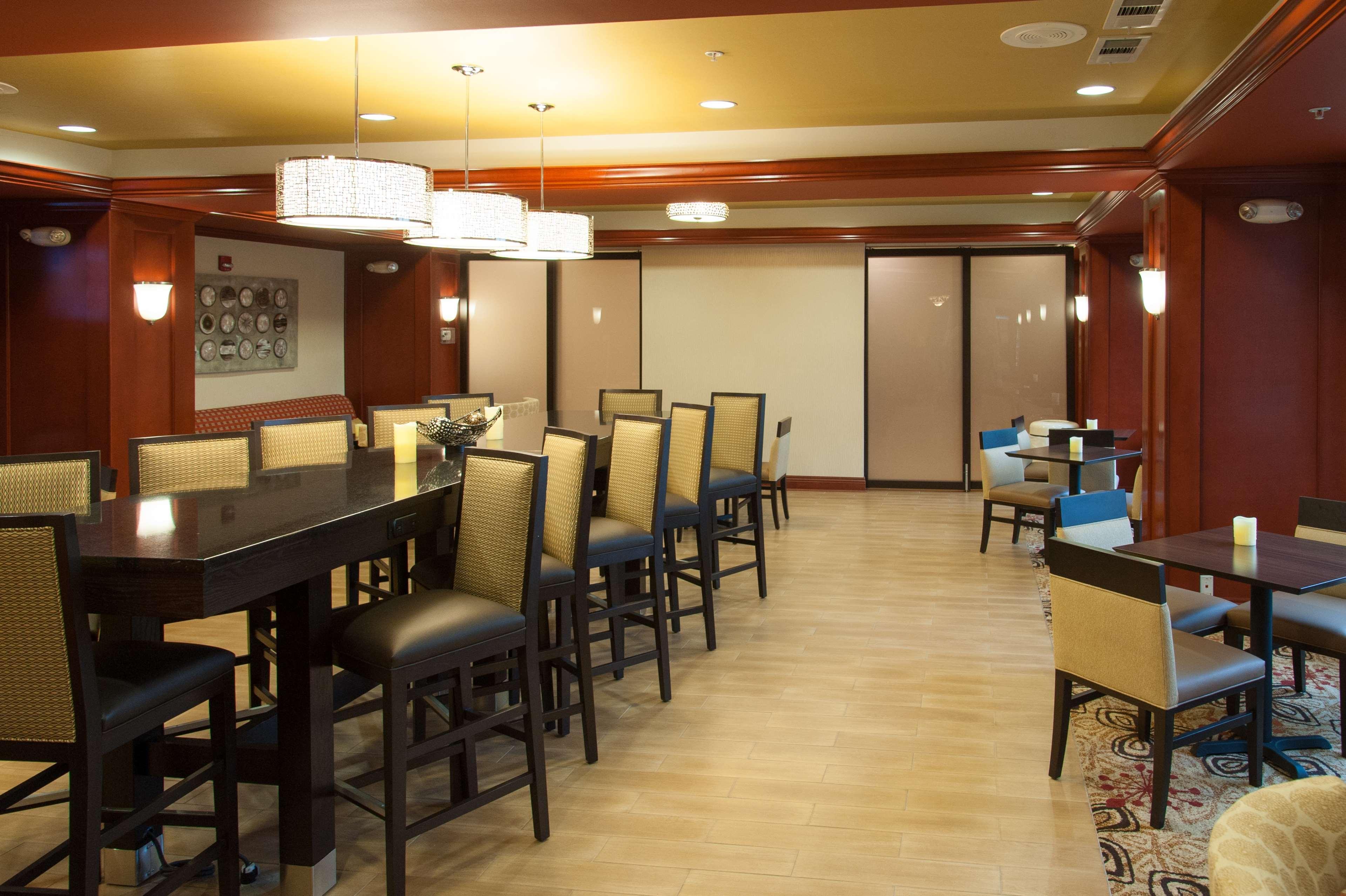 Hampton Inn Ентърпрайз Екстериор снимка